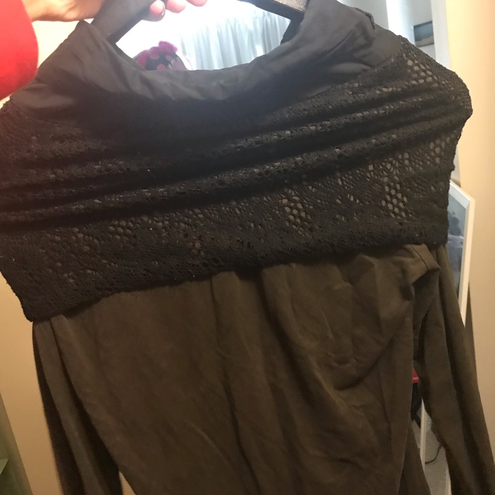 Top - Picture 4 of 6